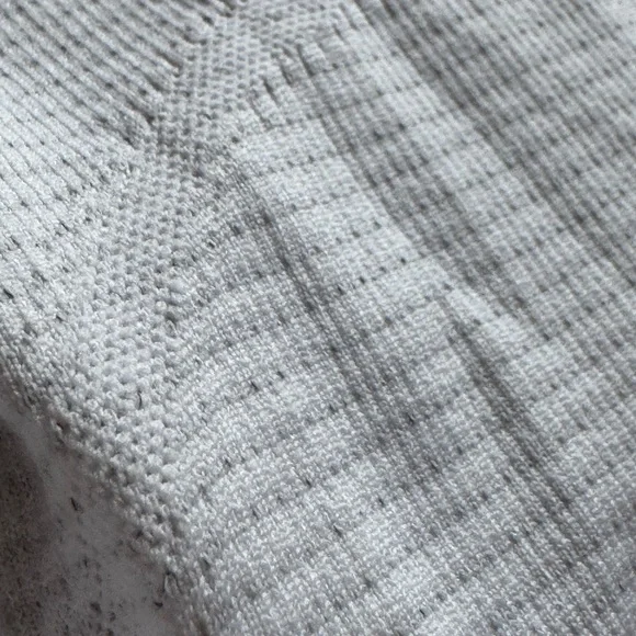 3 LULULEMON workout shirts! Packaged deal, 2 short sleeve, 1 long sleeve. - Picture 5 of 13